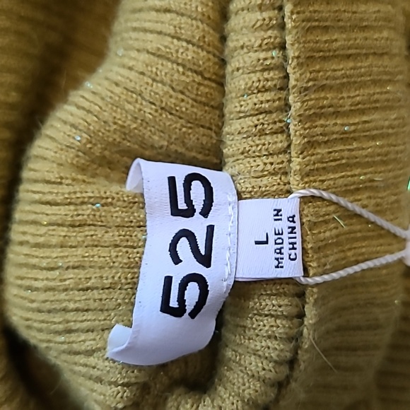 Nwt! 525 America Cosmic green puffed sleeve turtleneck - Picture 4 of 7